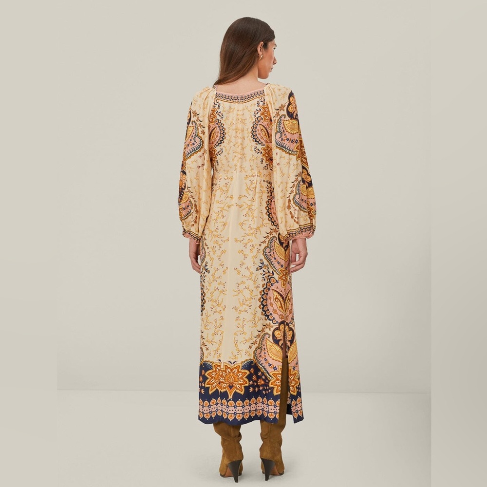NWT Farm Rio Cream and Gold Paisley Maxi Dress - Picture 5 of 9